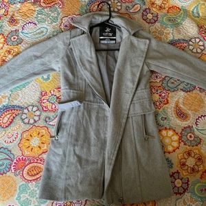 Kid Girls Gray Trench Coat NEW NEVER WORN